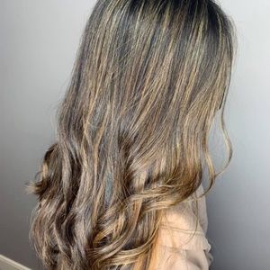 Meet your Posher, Kelley